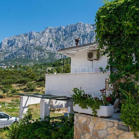 Apartment Vesna With Balcony & Free Parking Makarska Exterior foto