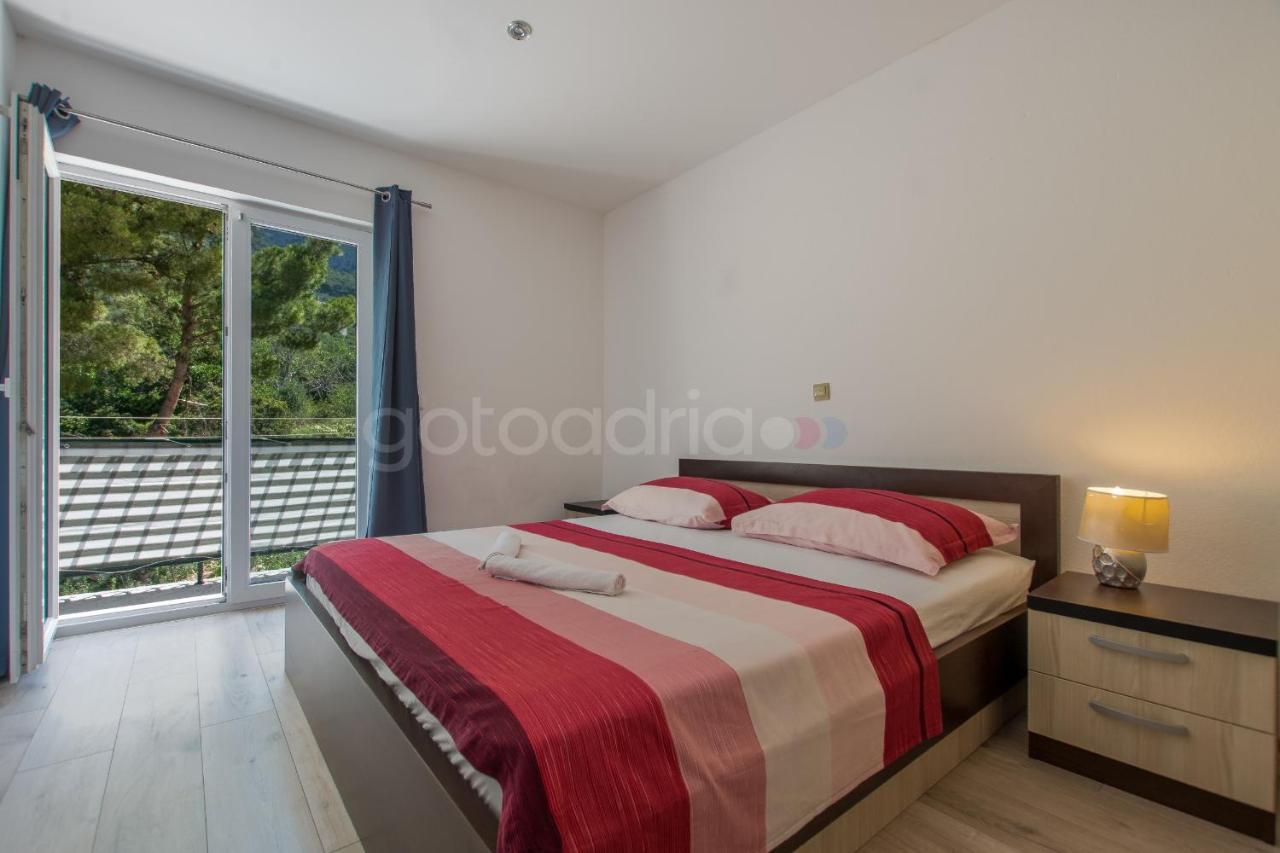 Apartment Vesna With Balcony & Free Parking Makarska Exterior foto